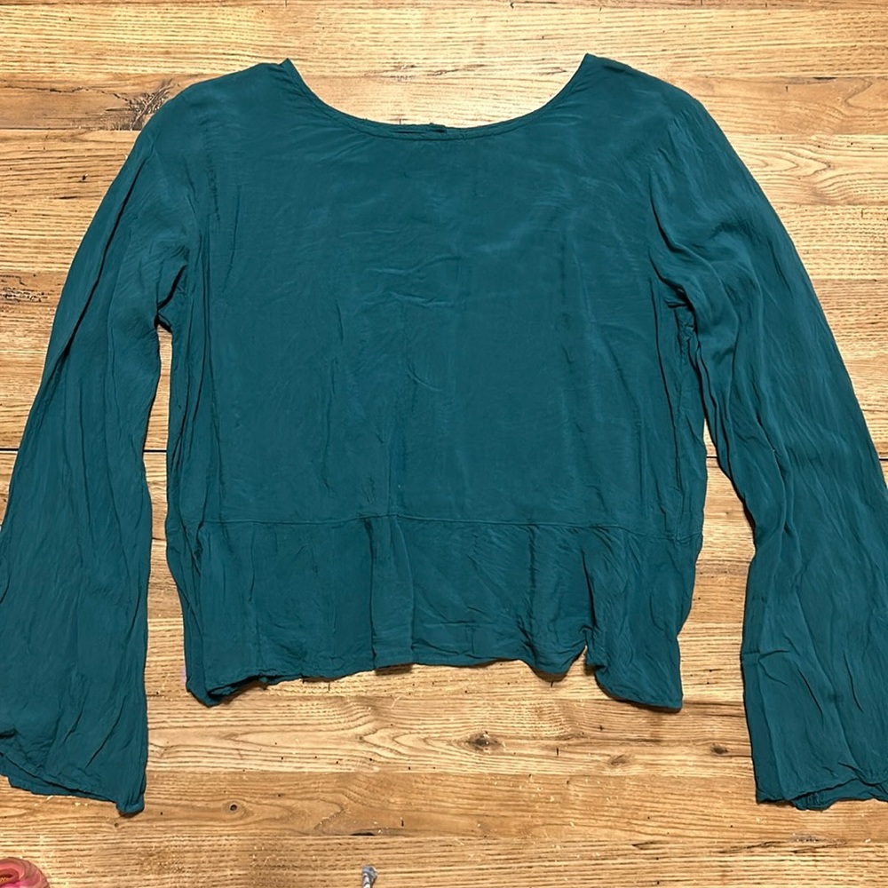 Cloth and Stone (Anthropologie) Green Cropped long-sleeve